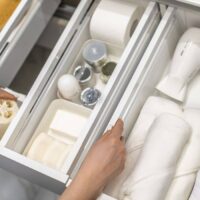 organising a bathroom drawer