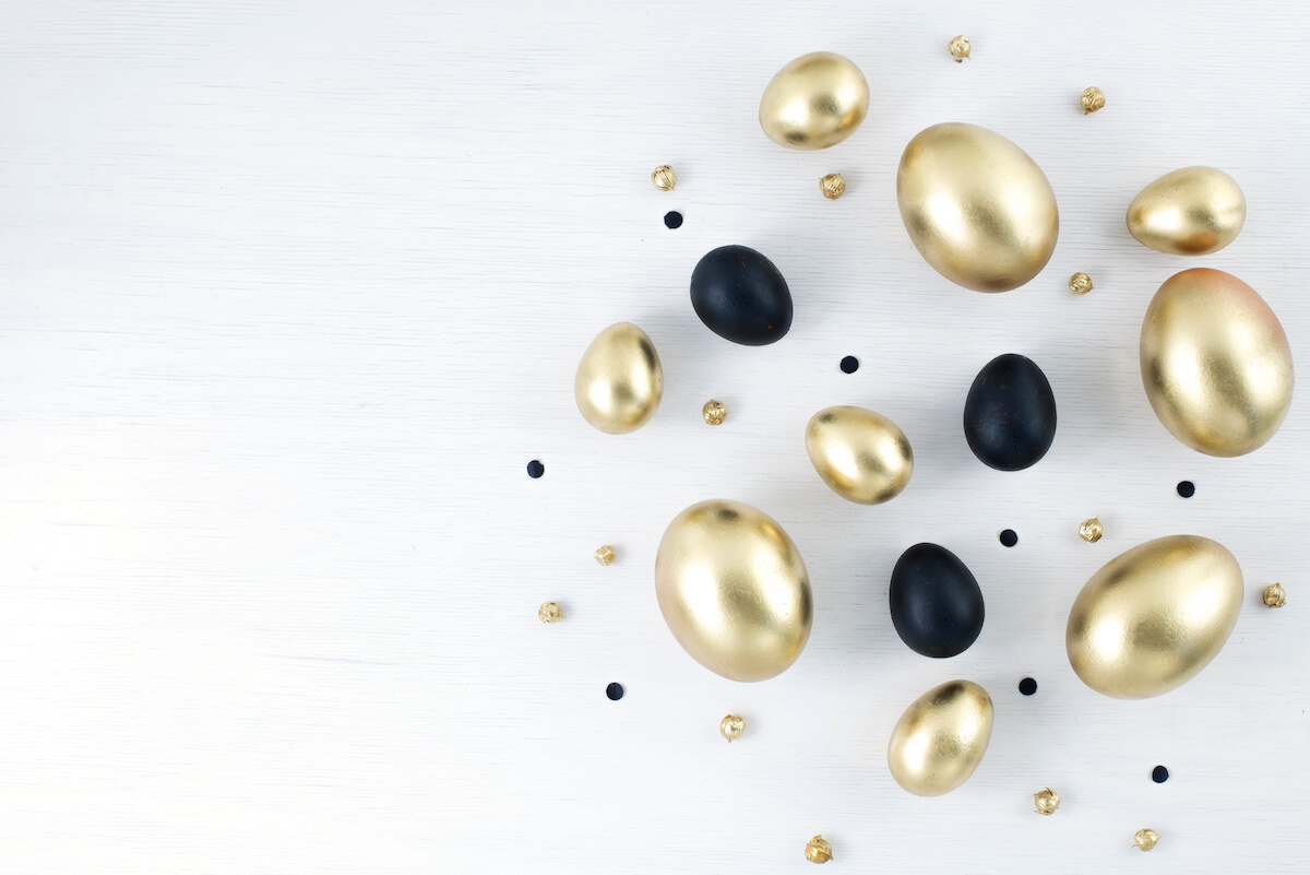 painted gold and black eggs