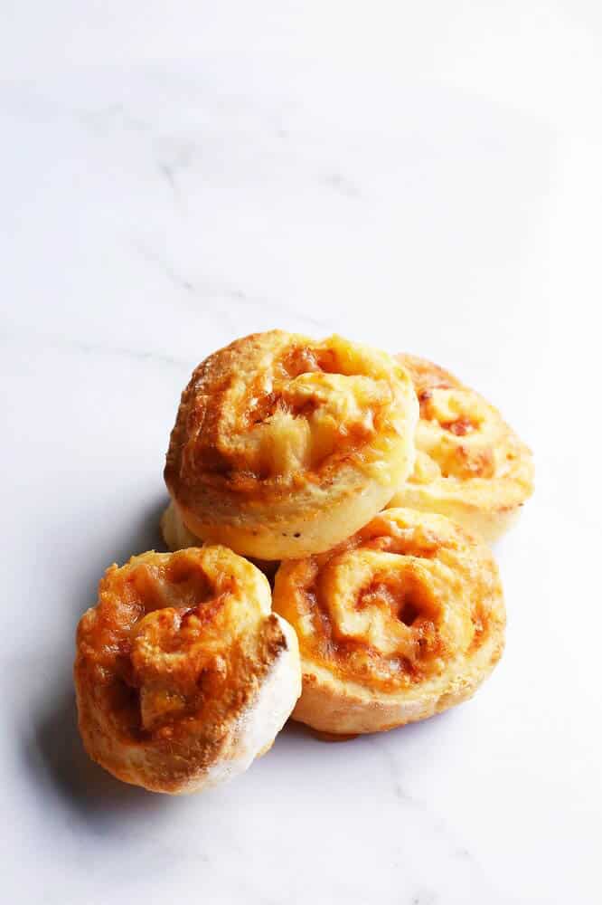 Hawaiian pizza scrolls