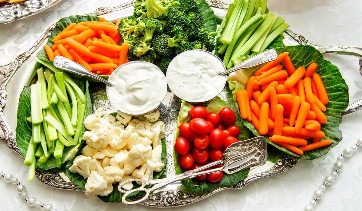 healthy vegetable platter for party