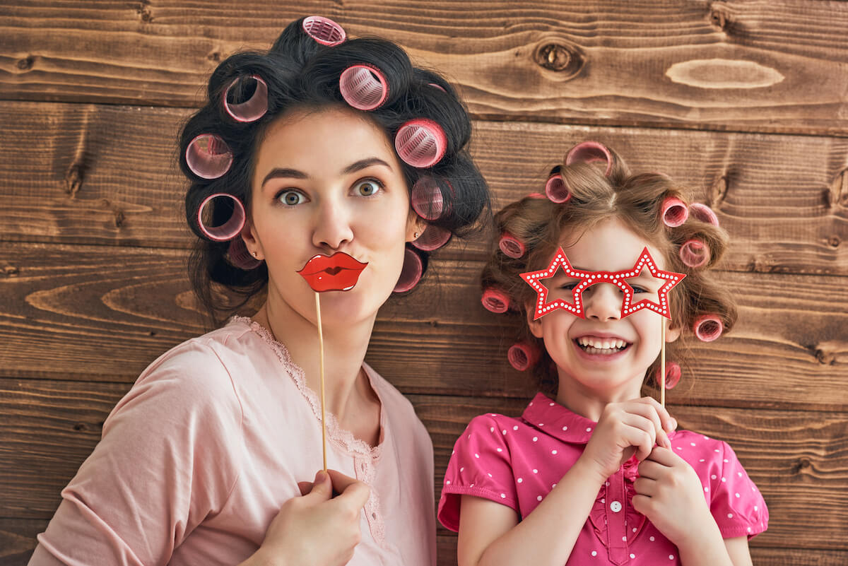 mother daughter photo shoot with props