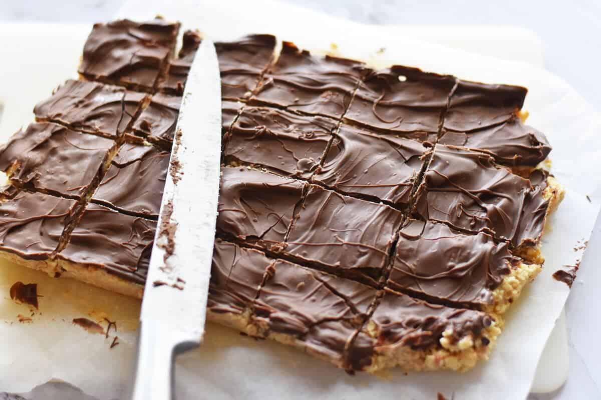 Turkish Delight no bake slice cut up