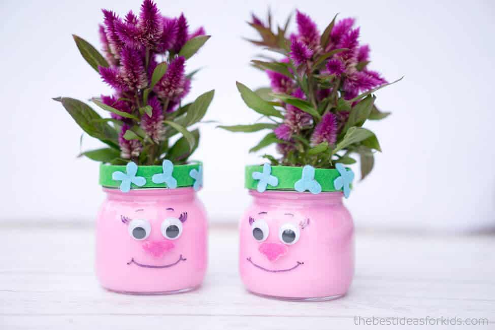 Poppy mason jar party decorations