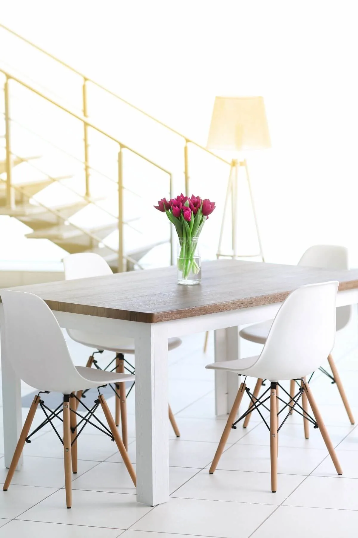 tidy dining room table