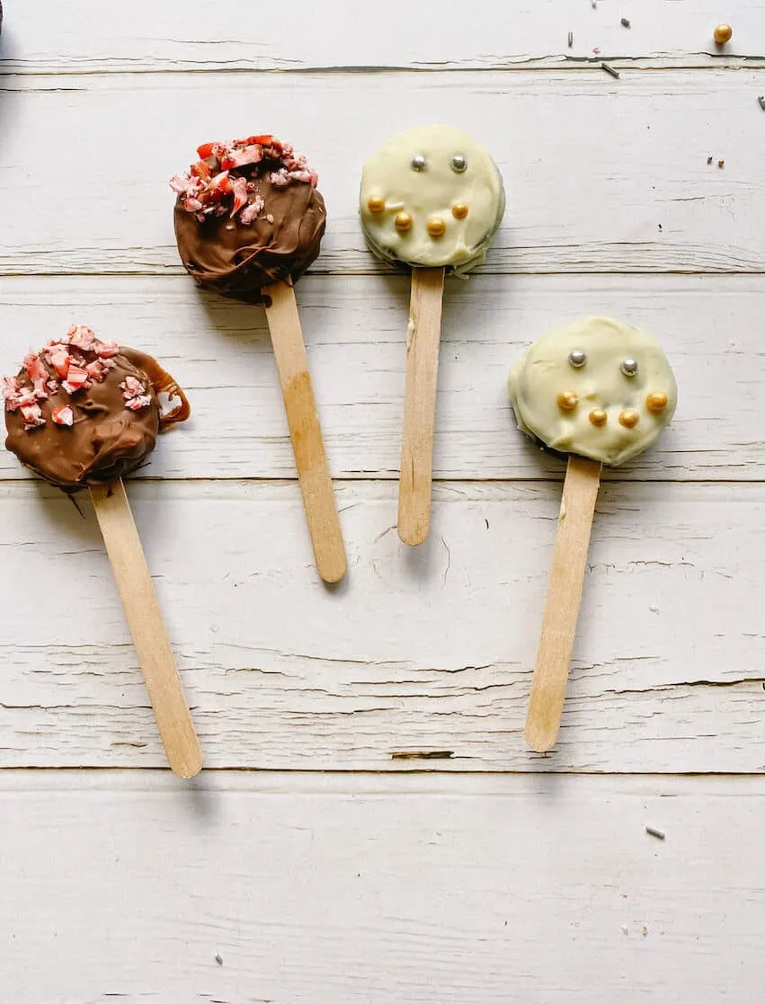 Christmas oreo pops