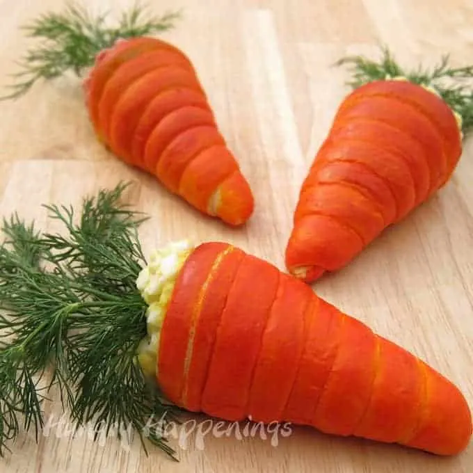 Easter crescent rolls like carrots