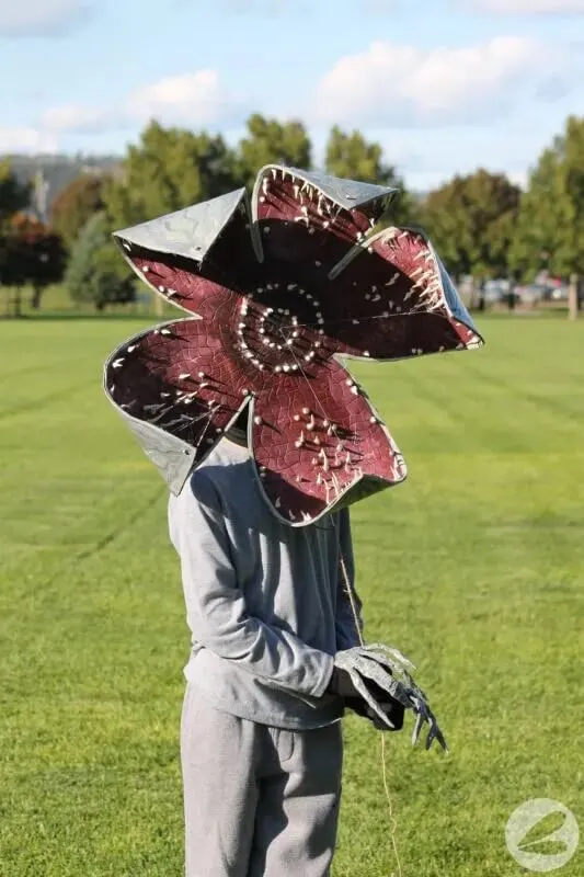 DIY stranger things demogorgon costume