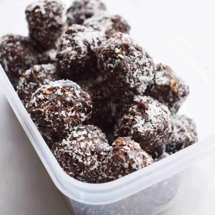 Nut free cacao bliss balls with coconut