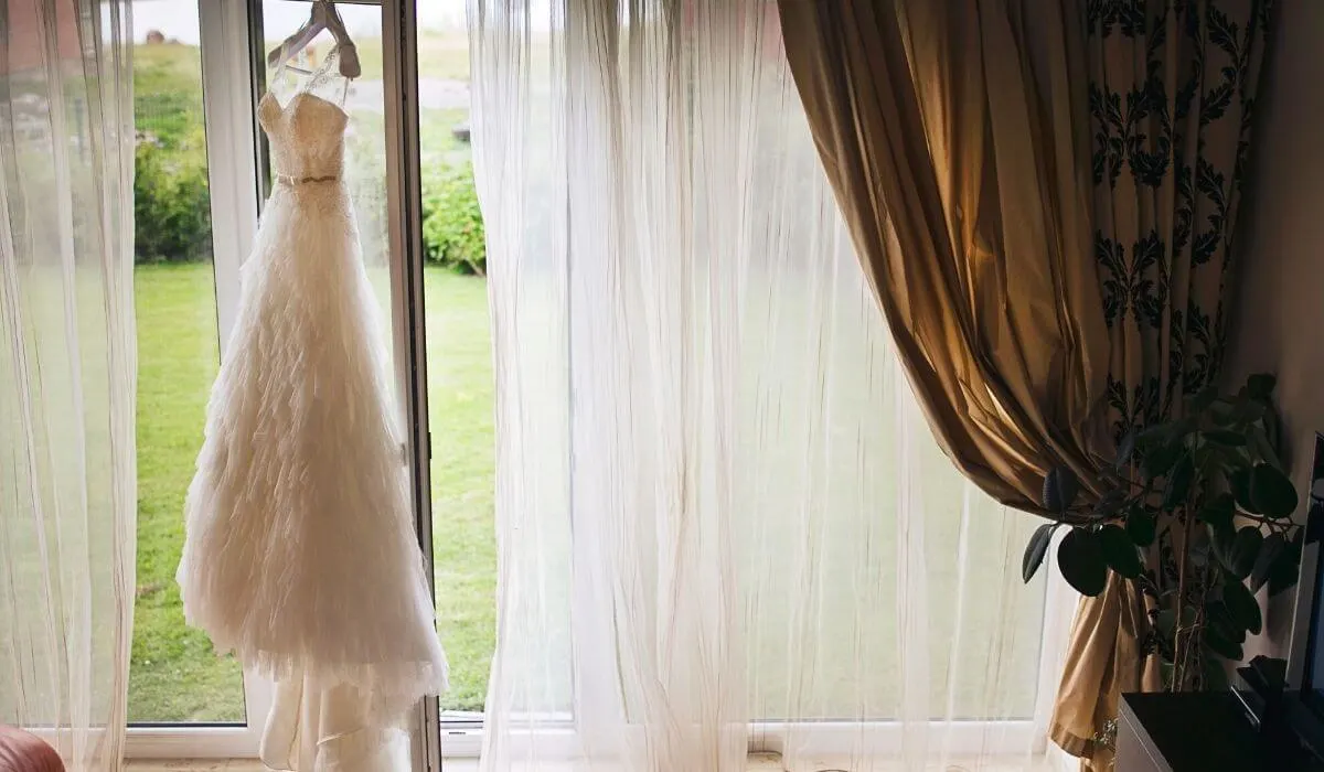 how to declutter sentimental items wedding dress