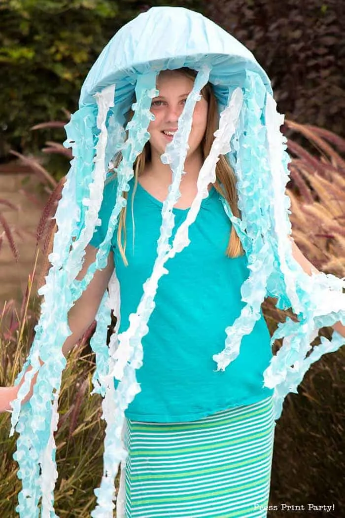 DIY Jellyfish costume for adults