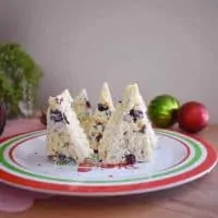 White chocolate christmas tree rice krispie treats